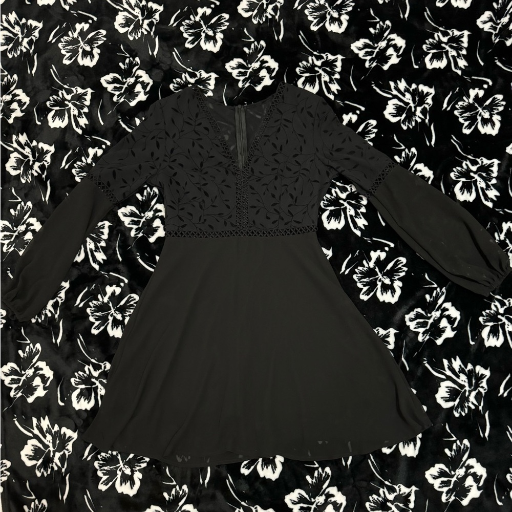 Chic Black Lace Long Sleeve Dress